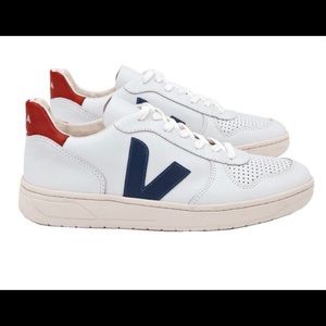Veja V-10 red/white/blue size 38/7